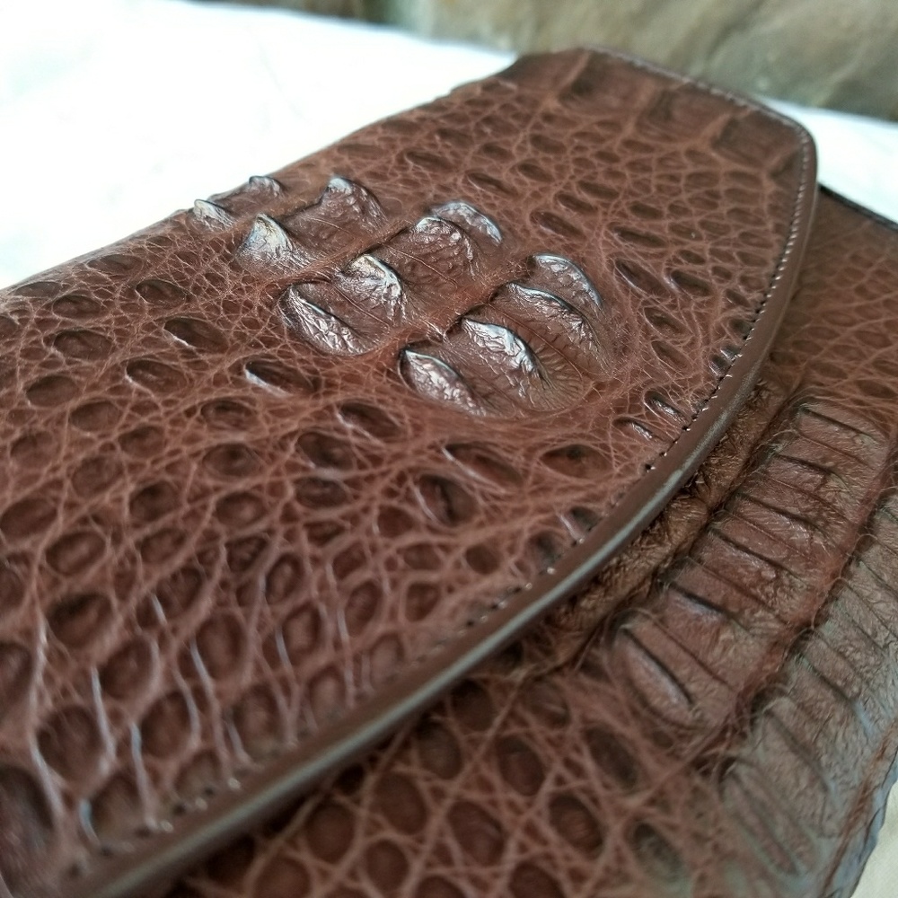 Findig Brown Crocodile Clutch/Wallet